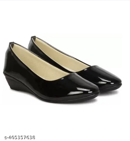 Unique Fashionable Women's Daily Use Stylish Bellies Or Ballerinas