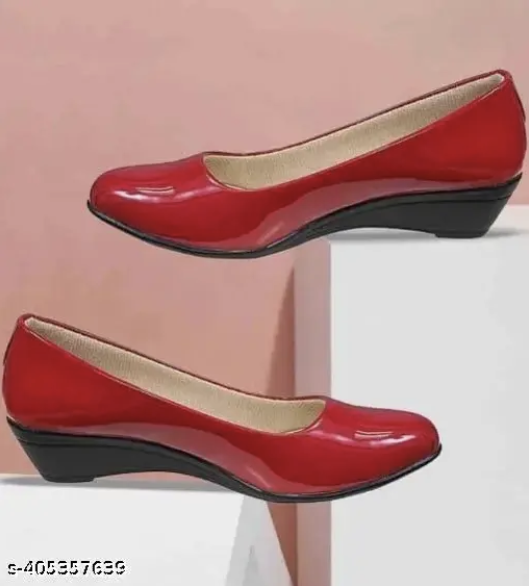 Unique Fashionable Women's Daily Use Stylish Bellies Or Ballerinas
